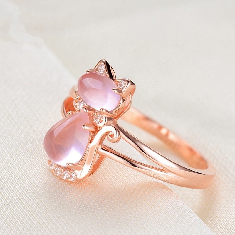Kattring i roséguld