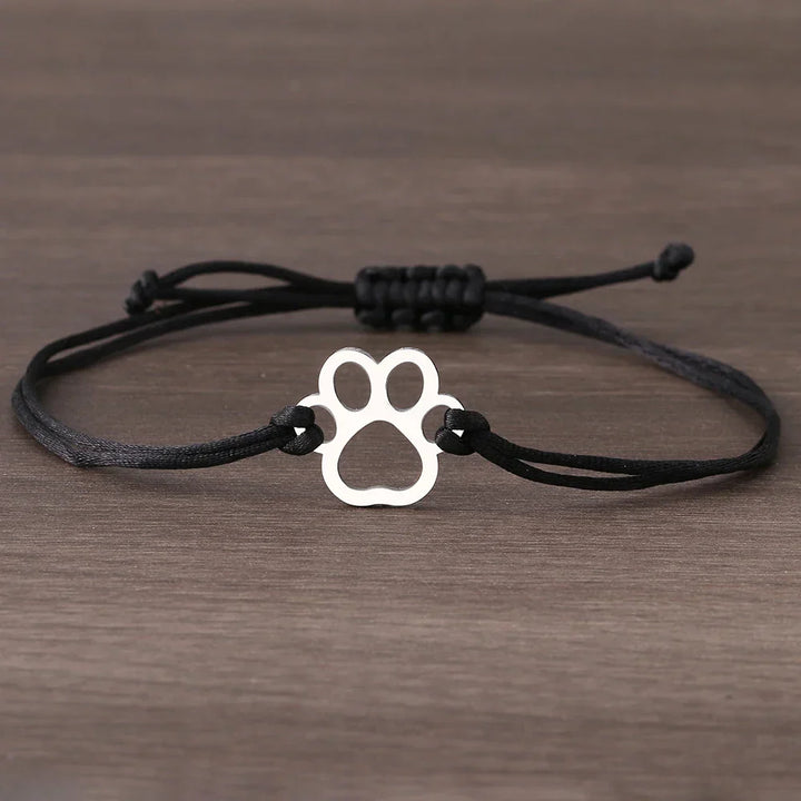 Tasselarmband med tassar – Justerbar i svart och rött design