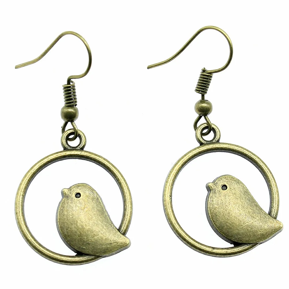 Vintage fågel charm droppörhängen – handgjorda boho-smycken
