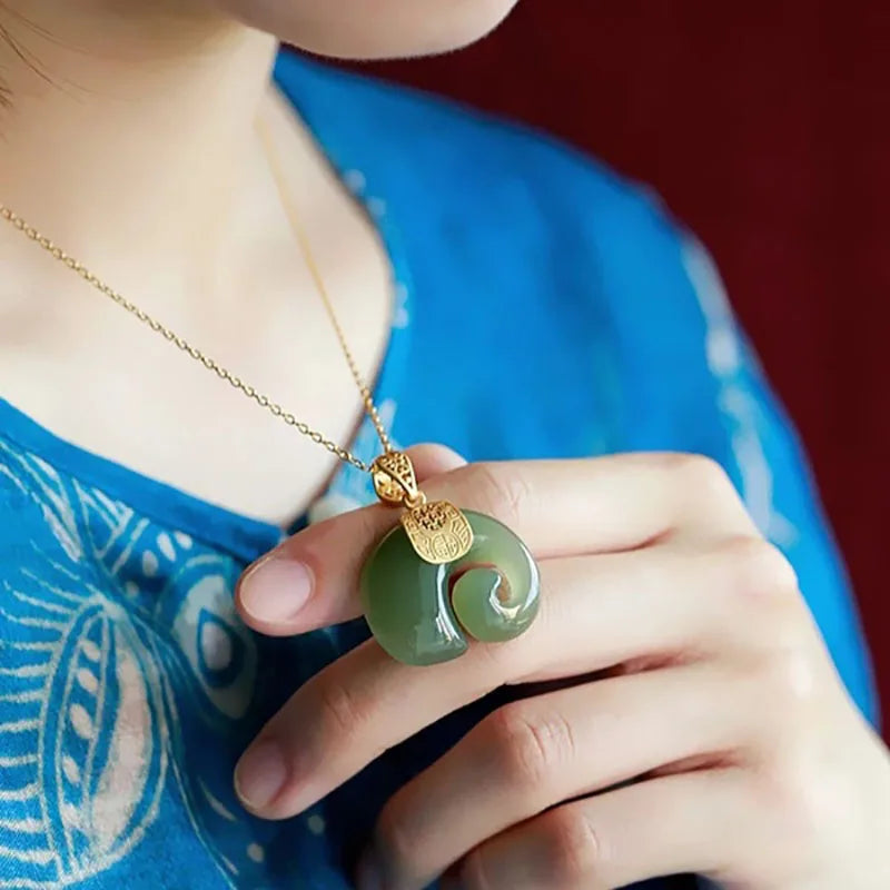 Hetian Jade elefanthänge halsband – 18K guldpläterad kedja för kvinnor