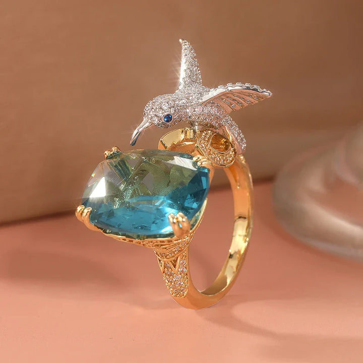 Justerbar Hummingbird-ring i akvamarinfärg – 14K guldpläterad