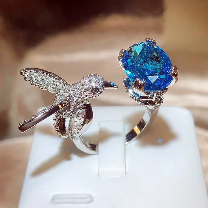 Justerbar kolibrärring med ädelsten – Zirkon, 14K guldpläterad