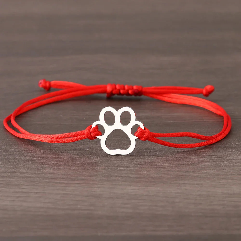 Tasselarmband med tassar – Justerbar i svart och rött design