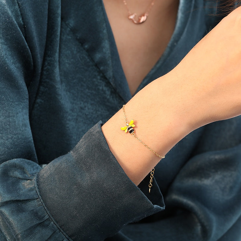 Drottningbiarmband